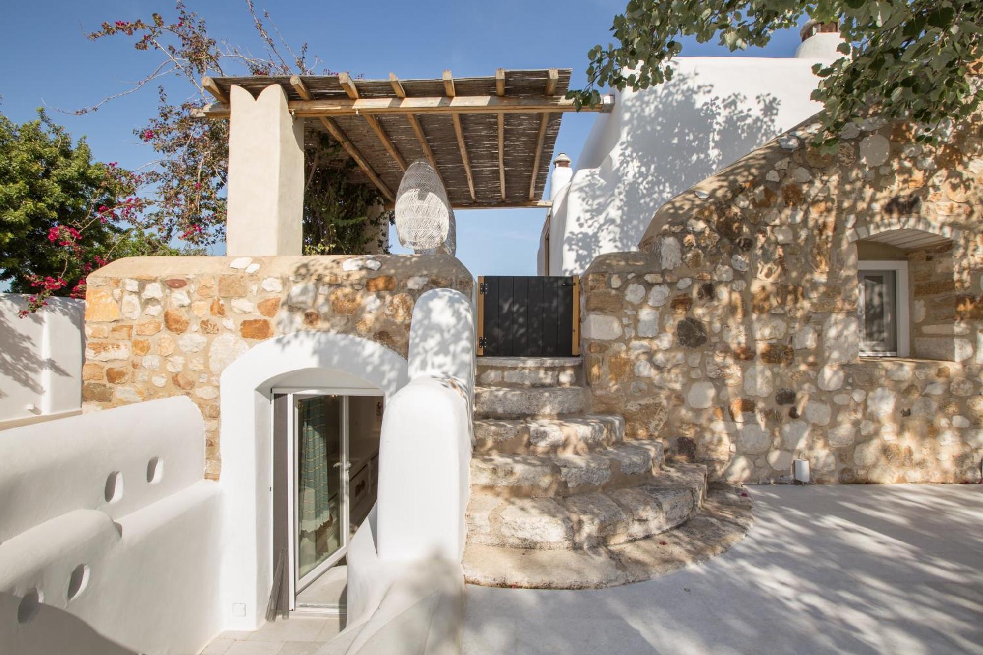 Kallos Villas & Suites Naxos City Room photo